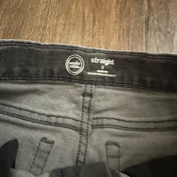 Boys Distressed Shorts - Picture 4 of 4